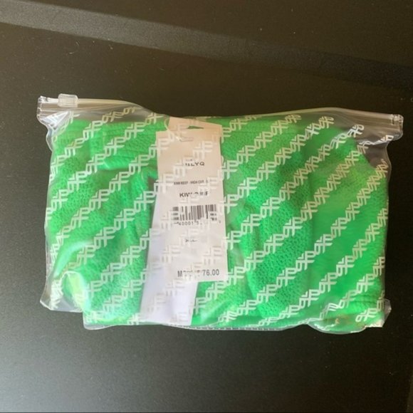 NWT PQ Pilyq Revolve Kiwi Reef Ring Side Halter Bikini, Size Medium - Picture 8 of 10